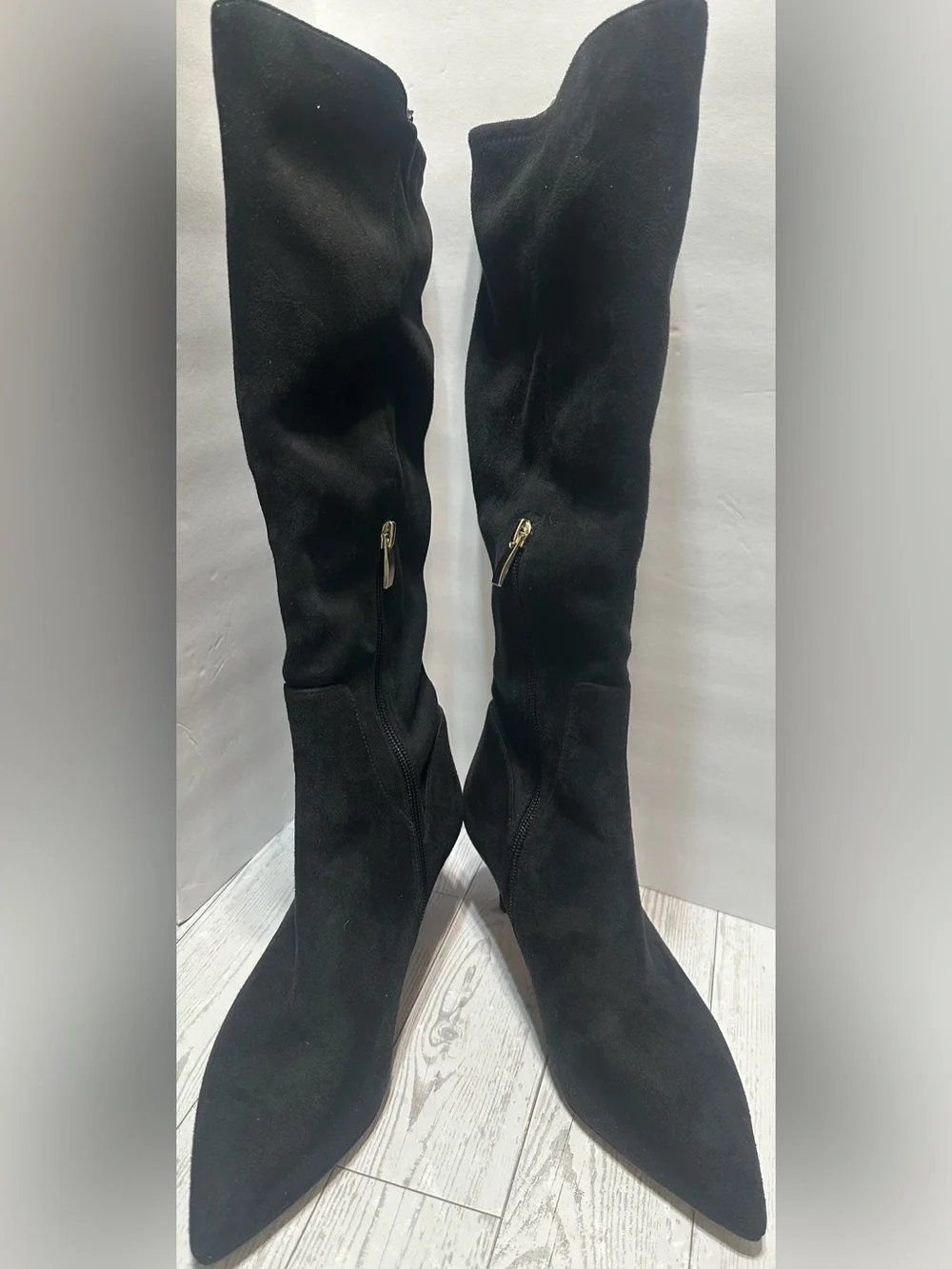 NWT - Nordstrom Rack Classic Black Faux-Suede Knee High Boots w/ Side Zip, Sz 6